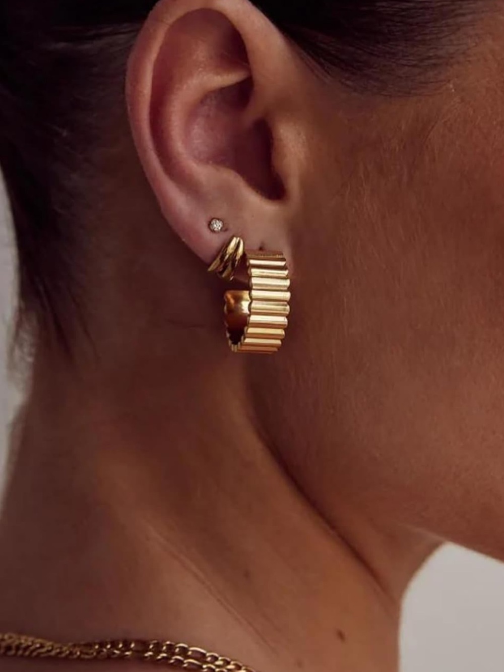Gold Ribbed Hoop Earrings